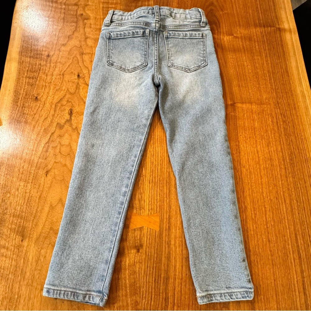 Bundle of 2 Cat & Jack Dark and Lt. Blue Adjustable Waist Jeans. Size Kid’s 6. - Picture 11 of 13